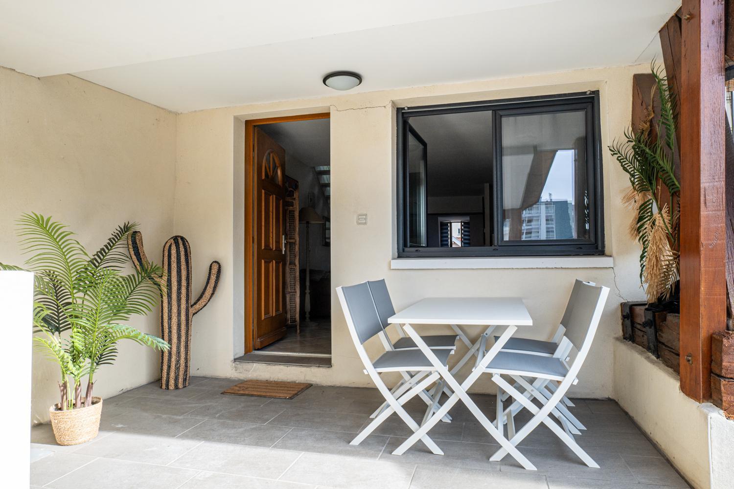 Carnot Duplex, Spacieux 3 Pieces Avec 2 Chambres Sur Les Rue Pietonnes Annecy Exterior foto